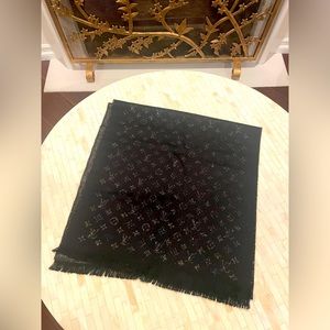 Louis Vuitton LV Timeless Stole - Noir - NWT